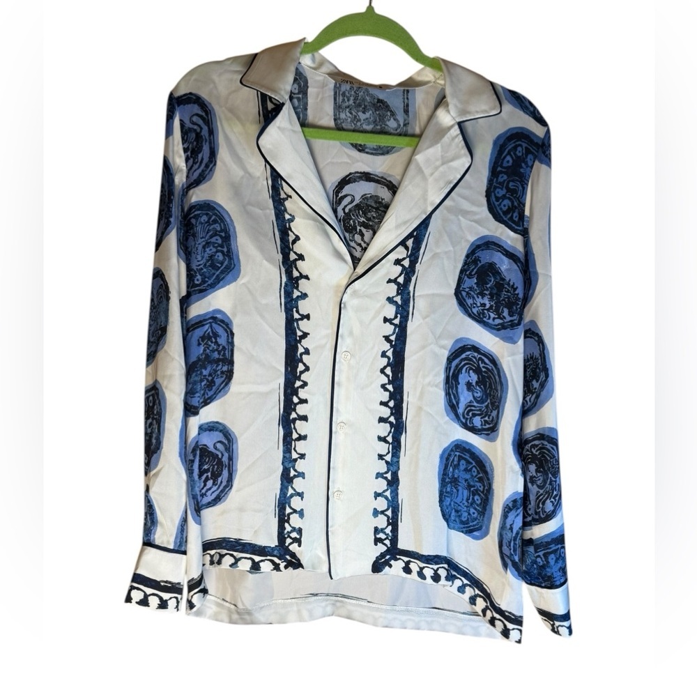 Zara ZW Collection Navy White Printed Button Up Satiny Type Career Blouse Sz M - Picture 2 of 9
